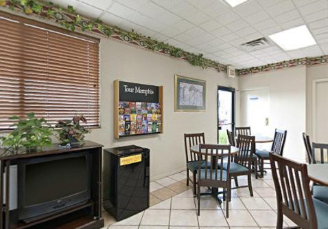 America'S Best Value Inn & Suites - Memphis/Graceland Esterno foto
