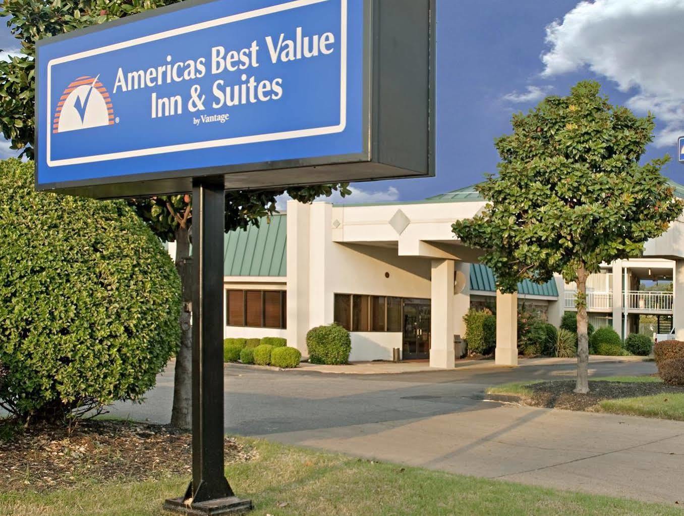 America'S Best Value Inn & Suites - Memphis/Graceland Esterno foto